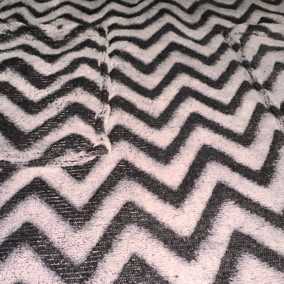 Plush Print Nightgown - Picture 4 of 4